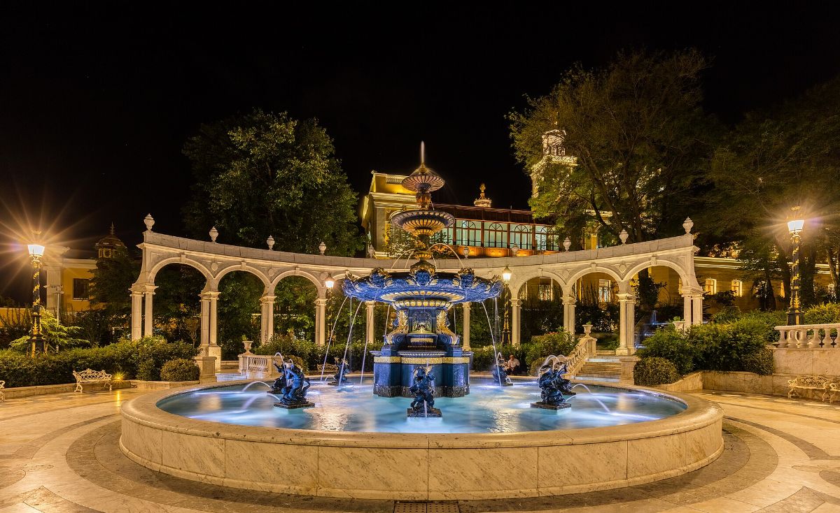 Fuente en Baku, Azerbaiyán, 2016-09-26, DD 227-229 HDR