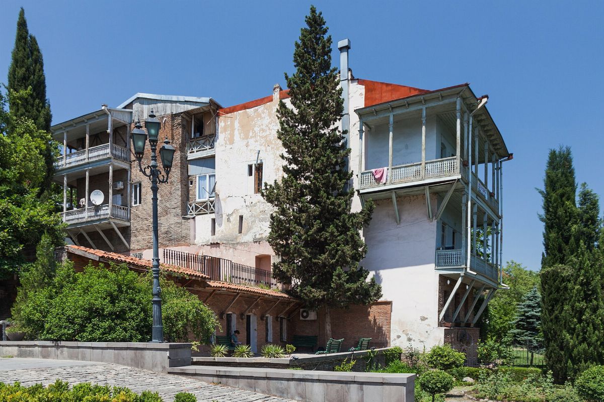 2014 Tbilisi, Domy na Starym Mieście (04)